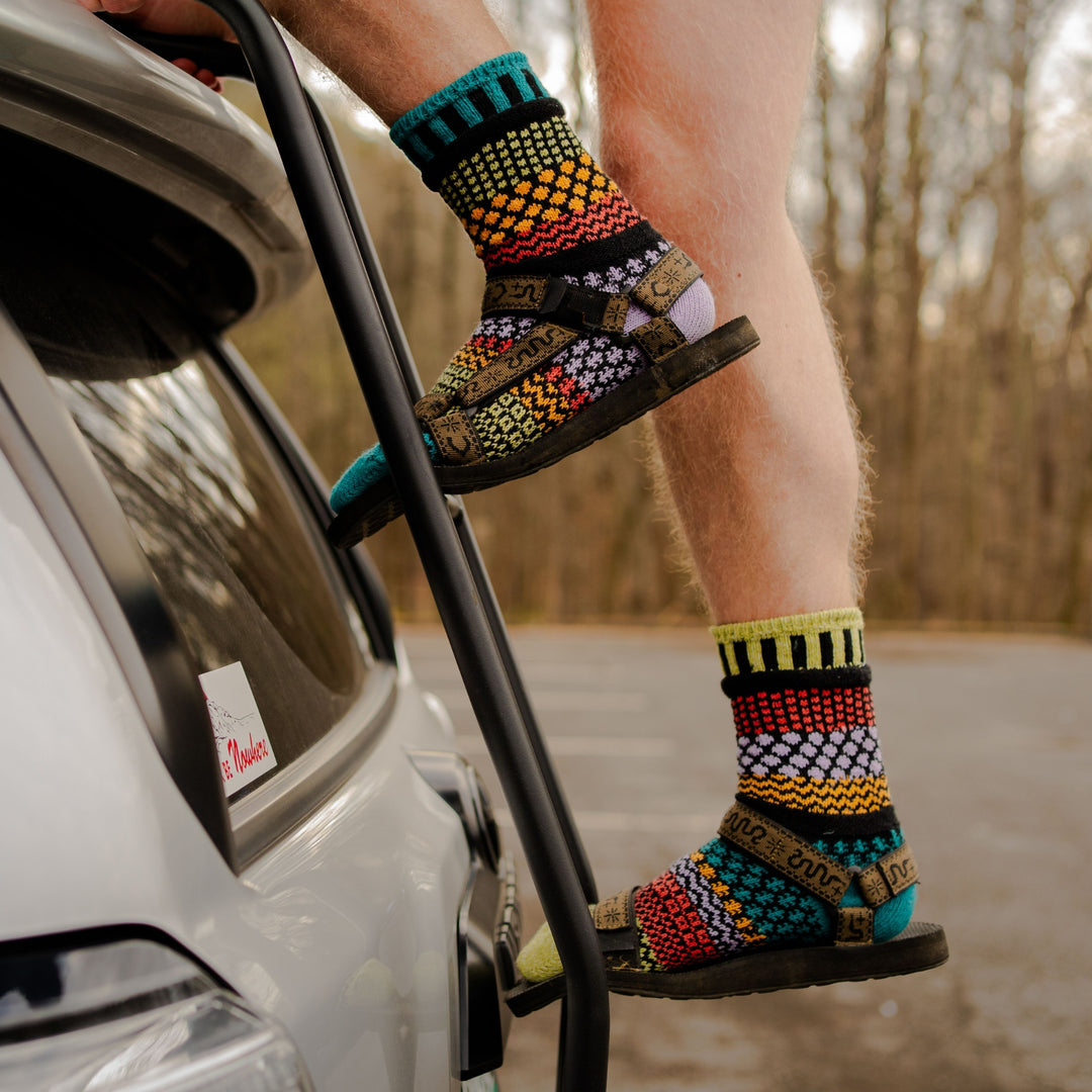 Recycled Fiber Crew Socks - Artichoke design