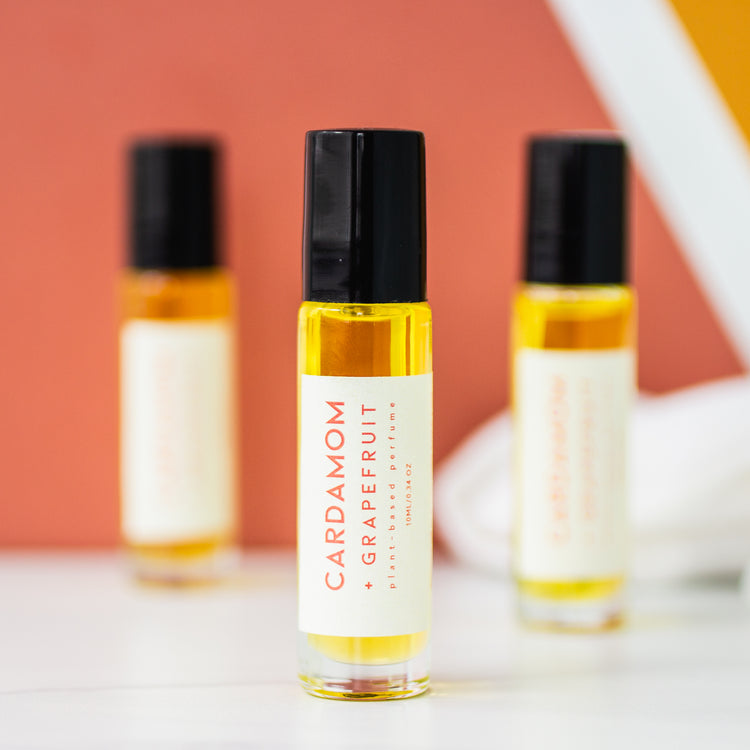 Natural Perfume Rollers - Cardamom + Grapefruit