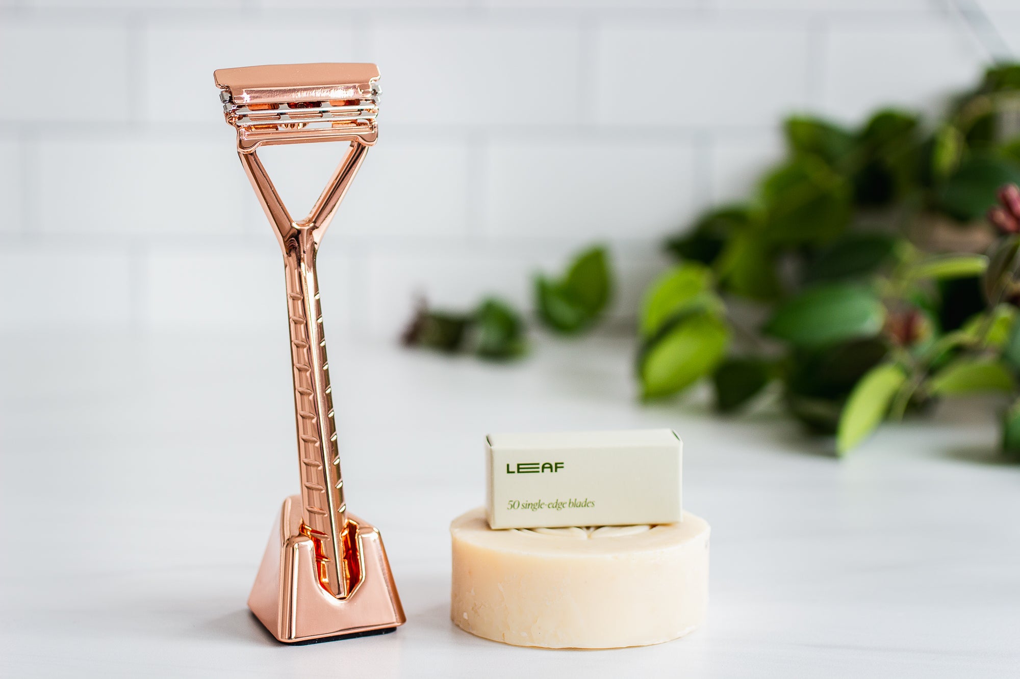 A Drop in the Ocean Tacoma Zero Waste Store Leaf Razor Shave Bundle Rose Gold