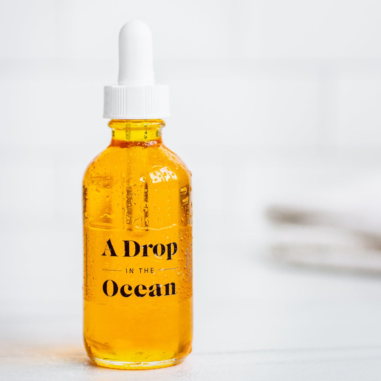 Revitalizing Skin Serum – A Drop in the Ocean